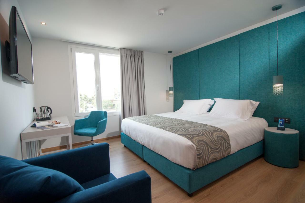 Athenaeum Smart Hotel Exterior photo