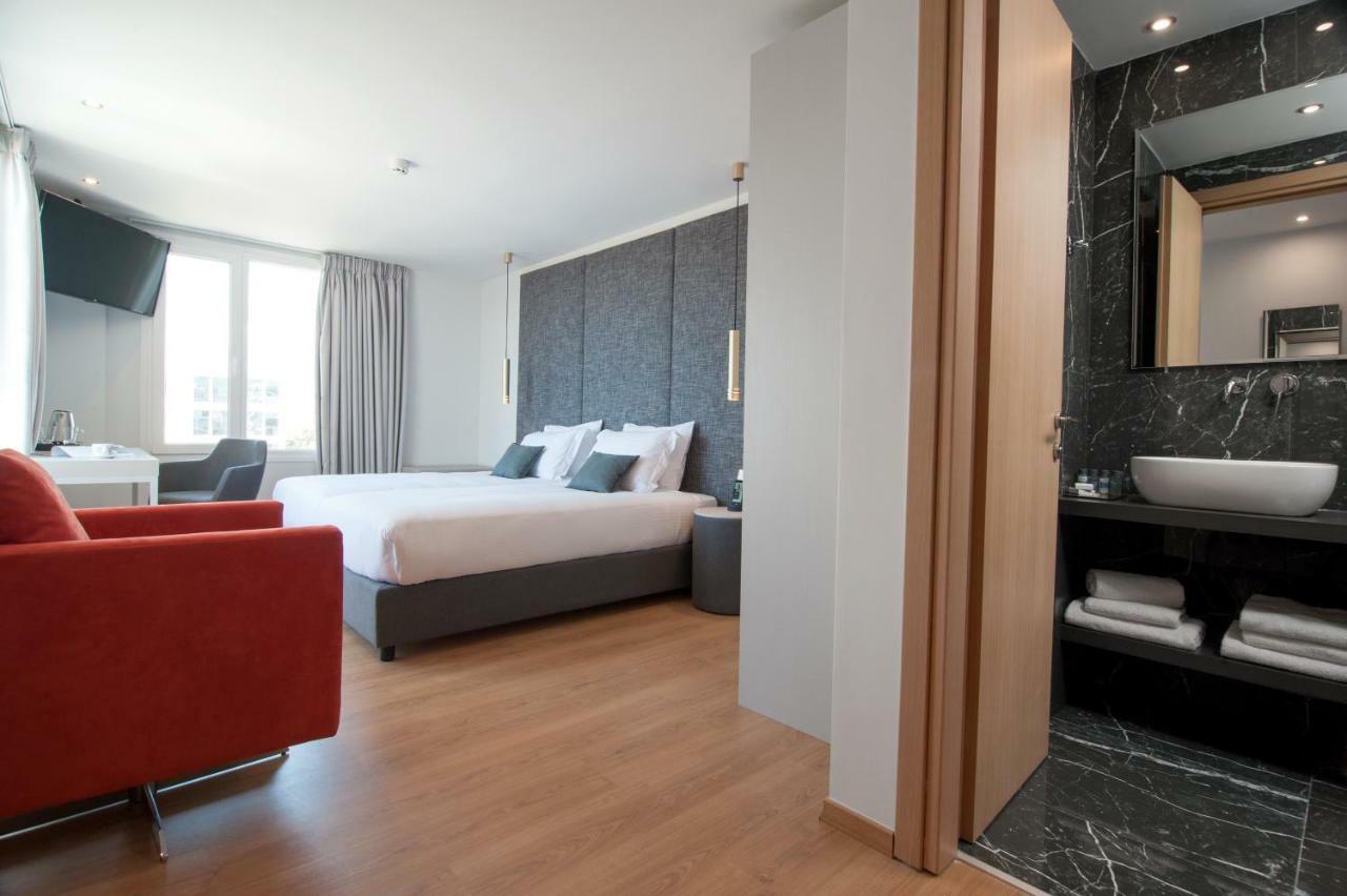 Athenaeum Smart Hotel Exterior photo